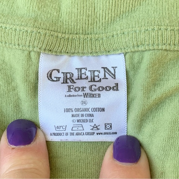 Green Los Angeles Wicked show shirt - Picture 4 of 5